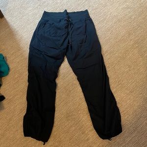 Lululemon navy blue pants size 12
